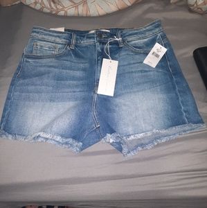 Kancan Kurvey High rise jean shorts size 31